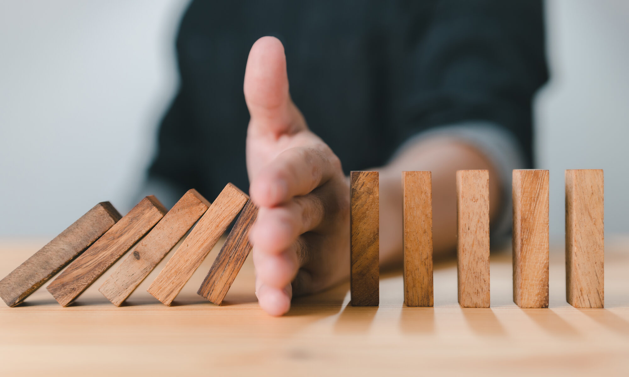 Domino Hand